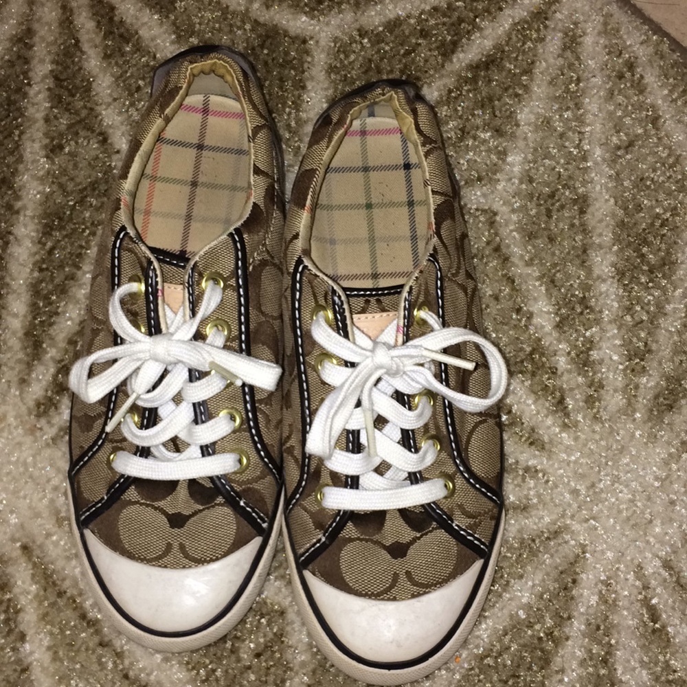 Coach Barrett tennis shoes.
